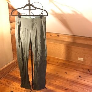 Columbia Gray Hiking Pants, EUC, 8/40